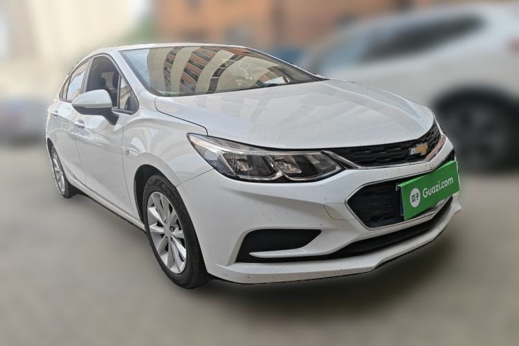 Used Chevrolet Cruze 2018 Revised Version 320 Automatic Pioneer Edition Front Right 45 Deg