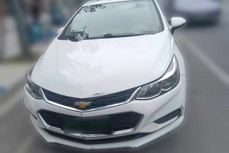 Used Chevrolet Cruze 2018 320 Automatic Pioneer Sunroof Edition Front