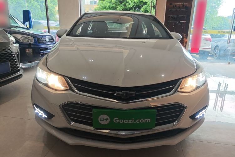 Used Chevrolet Cruze 2018 320 Automatic Pioneer Sunroof Edition Front
