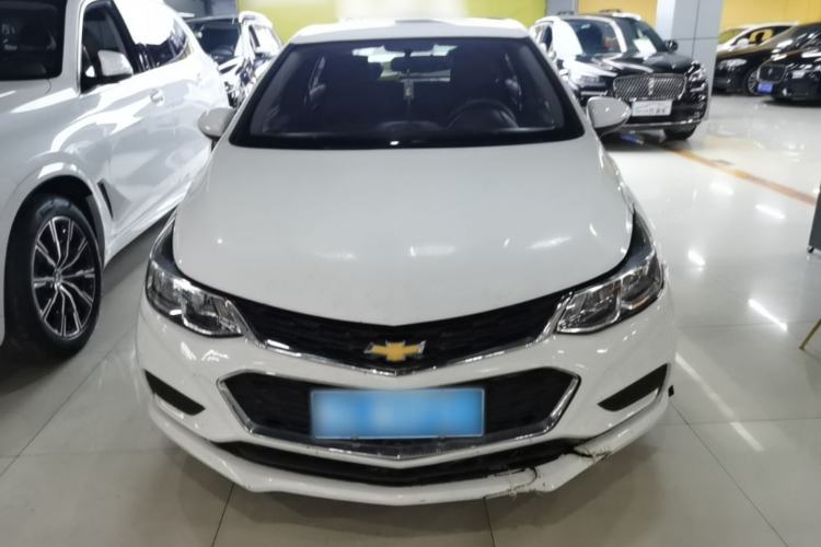 Used Chevrolet Cruze 2018 320 Automatic Pioneer Sunroof Edition Front