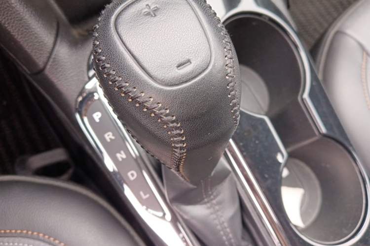 Used Chevrolet Cruze 2018 320 Automatic Xuanfeng Urban Edition Gear Lever