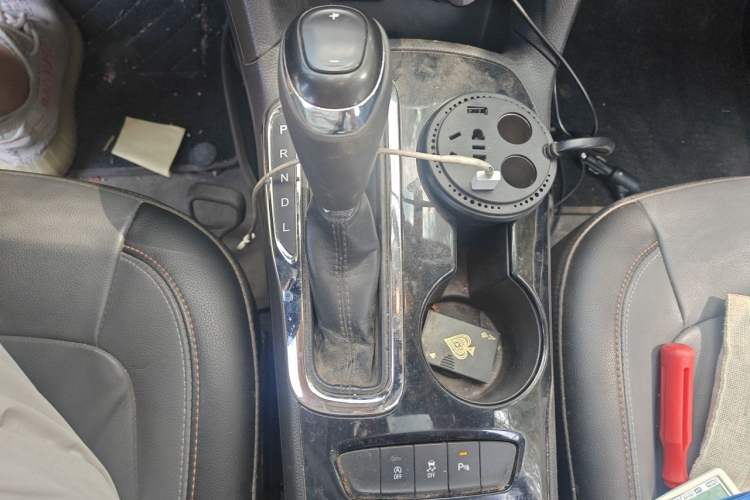 Used Chevrolet Cruze 2018 320 Automatic Xuanfeng Edition Gear Lever