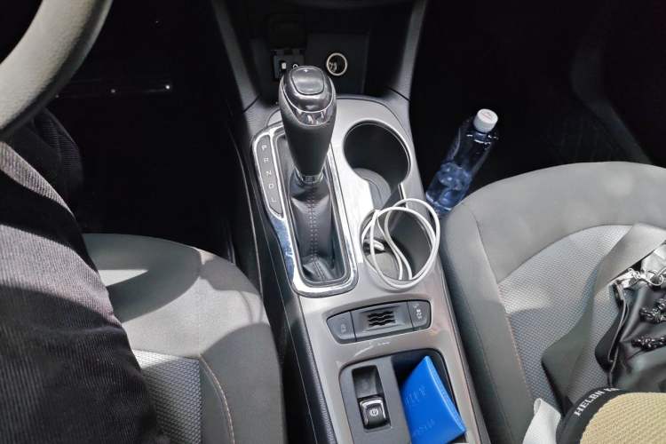 Used Chevrolet Cruze 2018 320 Automatic Pioneer Sunroof Edition Gear Lever