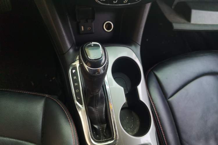 Used Chevrolet Cruze 2018 320 Automatic Pioneer Sunroof Edition Gear Lever