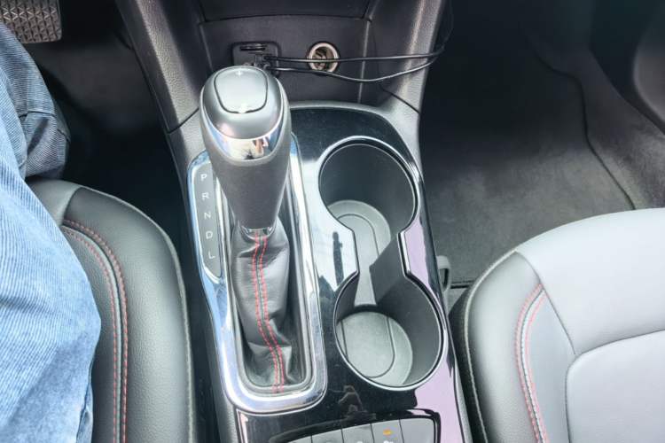Used Chevrolet Cruze 2018 Redline 320 Automatic Xuanfeng Urban Edition Gear Lever