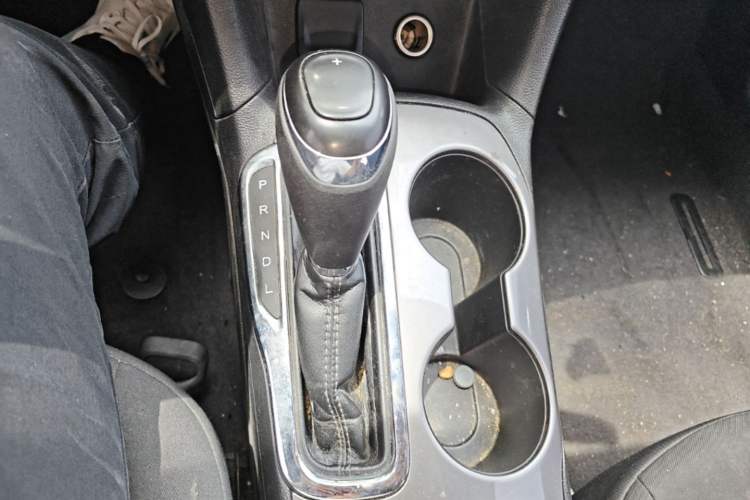 Used Chevrolet Cruze 2018 320 Automatic Pioneer Sunroof Edition Gear Lever