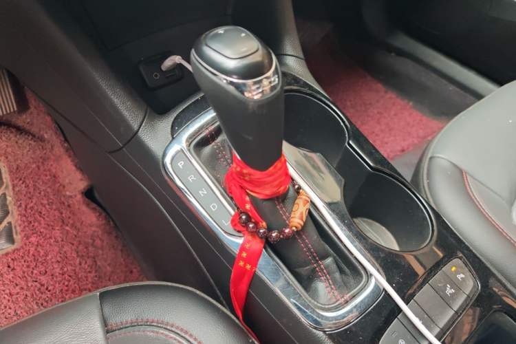 Used Chevrolet Cruze 2018 Redline 330T Dual-Clutch Flagship Edition Gear Lever