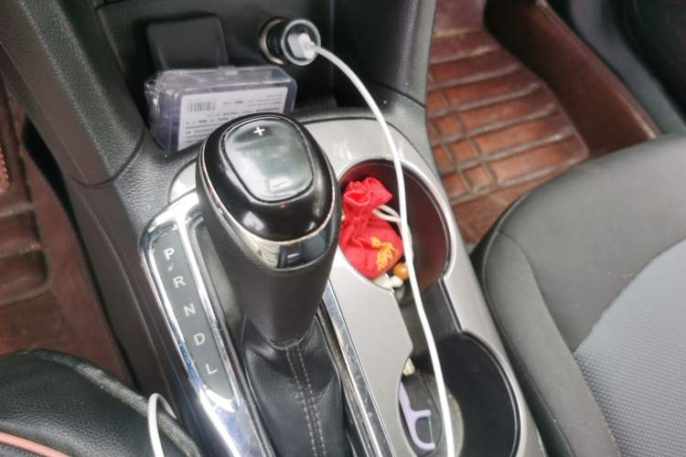 Used Chevrolet Cruze 2018 320 Automatic Pioneer Sunroof Edition Gear Lever