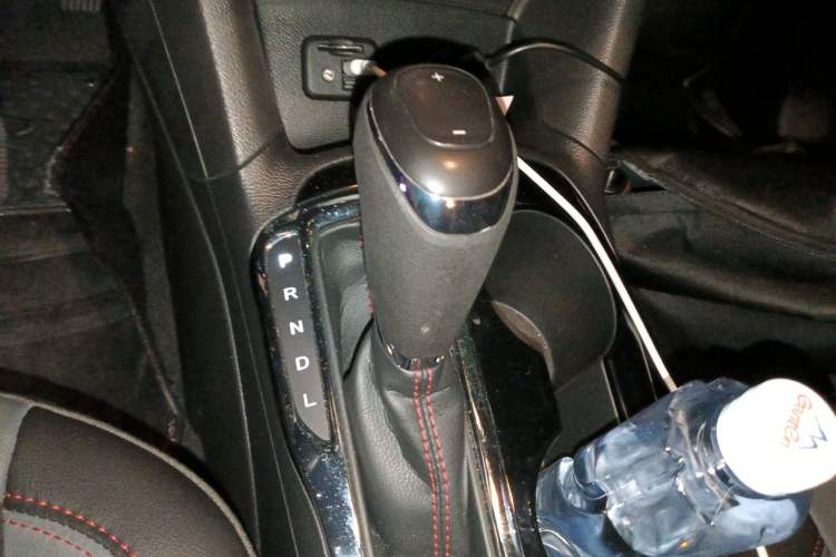 Used Chevrolet Cruze 2018 Redline 320 Automatic Xuanfeng Urban Edition Gear Lever