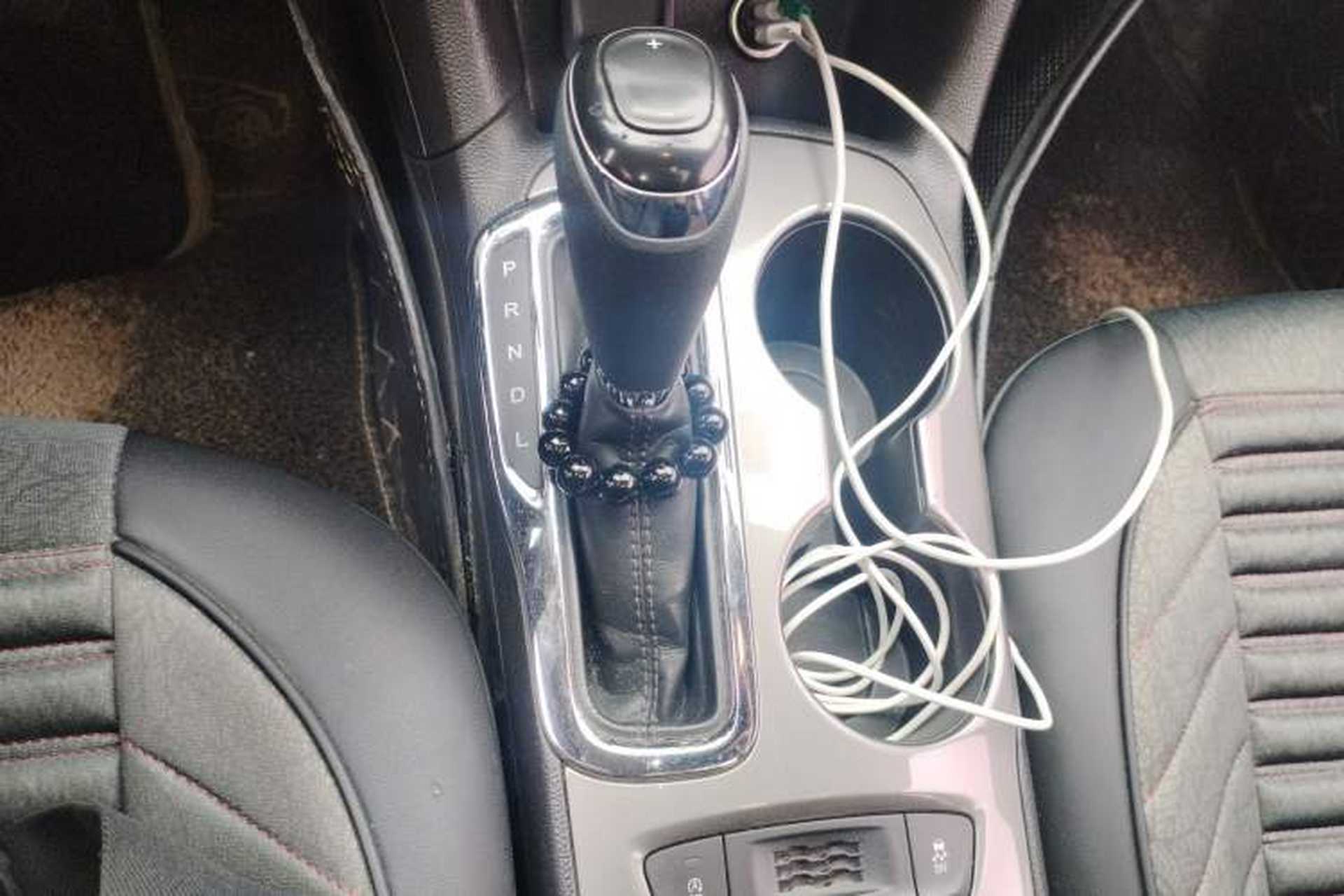Used Chevrolet Cruze 2018 Revised Version 320 Automatic Pioneer Edition Gear Lever