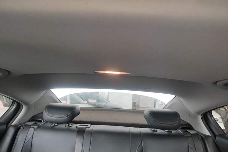 Used Chevrolet Cruze 2018 320 Automatic Pioneer Sunroof Edition Headliner