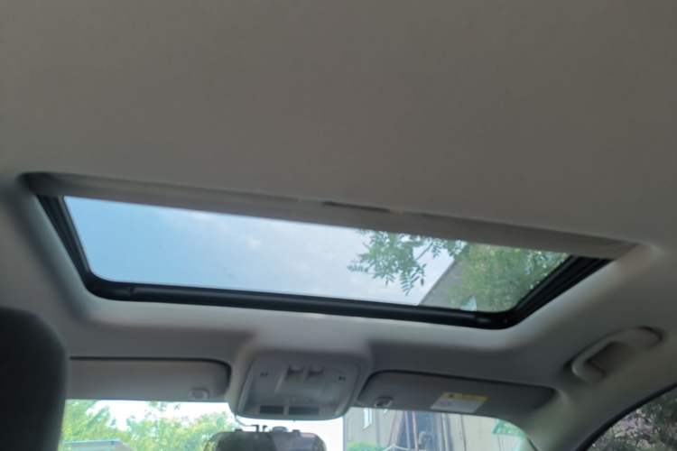 Used Chevrolet Cruze 2018 Redline 320 Automatic Pioneer Edition Headliner