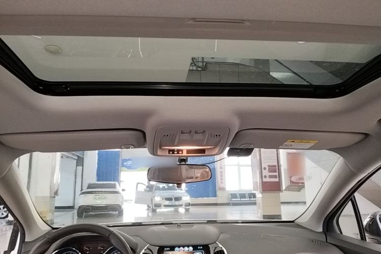 Used Chevrolet Cruze 2018 Redline 330T Dual-Clutch Flagship Edition Headliner
