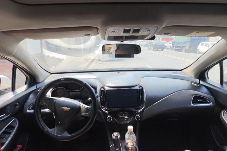 Used Chevrolet Cruze 2018 320 Automatic Pioneer Sunroof Edition Headliner