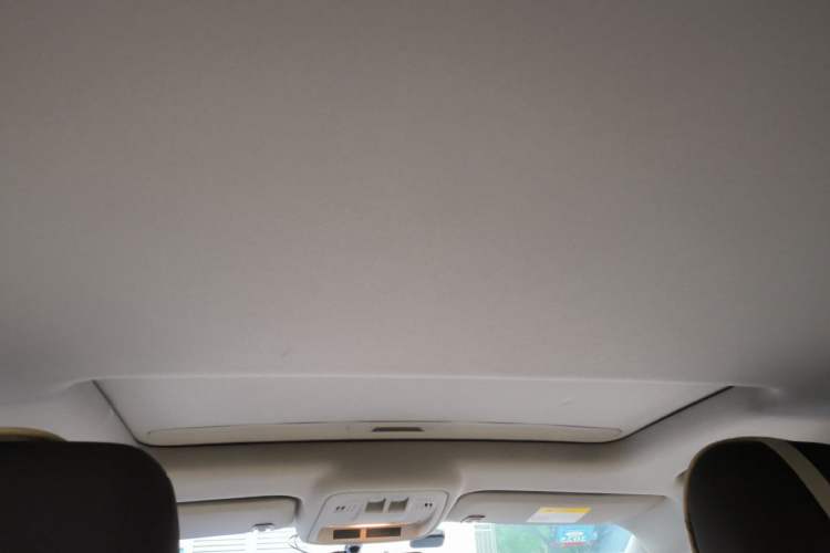 Used Chevrolet Cruze 2018 320 Automatic Pioneer Sunroof Edition Headliner