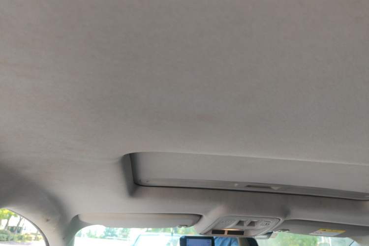 Used Chevrolet Cruze 2018 320 Automatic Pioneer Sunroof Edition Headliner