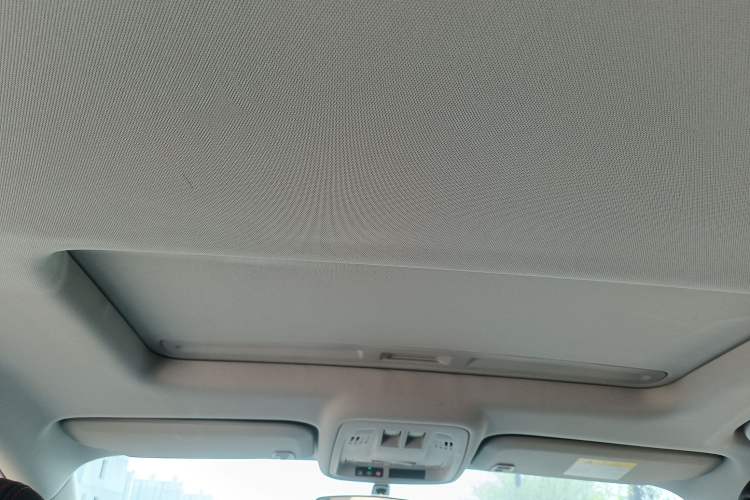 Used Chevrolet Cruze 2018 Redline 330T Dual-Clutch Flagship Edition Headliner