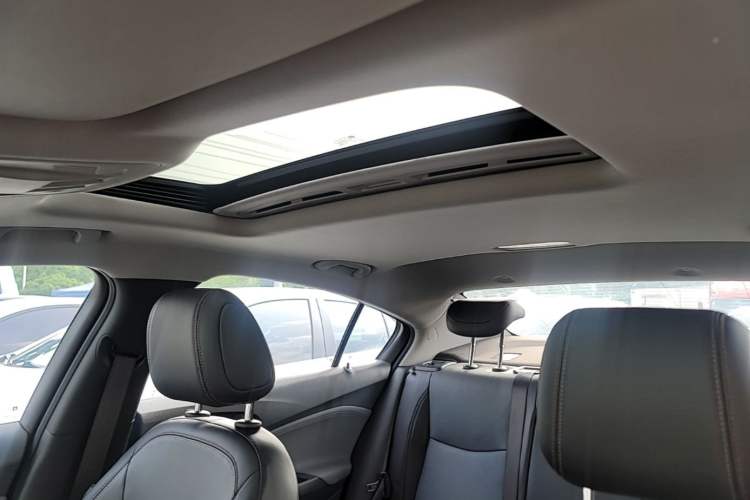 Used Chevrolet Cruze 2018 330T Dual-Clutch Xuanfeng Edition Headliner