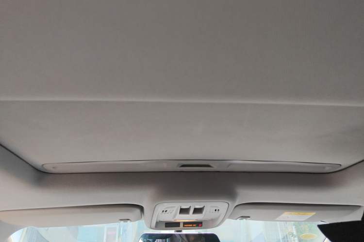 Used Chevrolet Cruze 2018 320 Automatic Xuanfeng Urban Edition Headliner