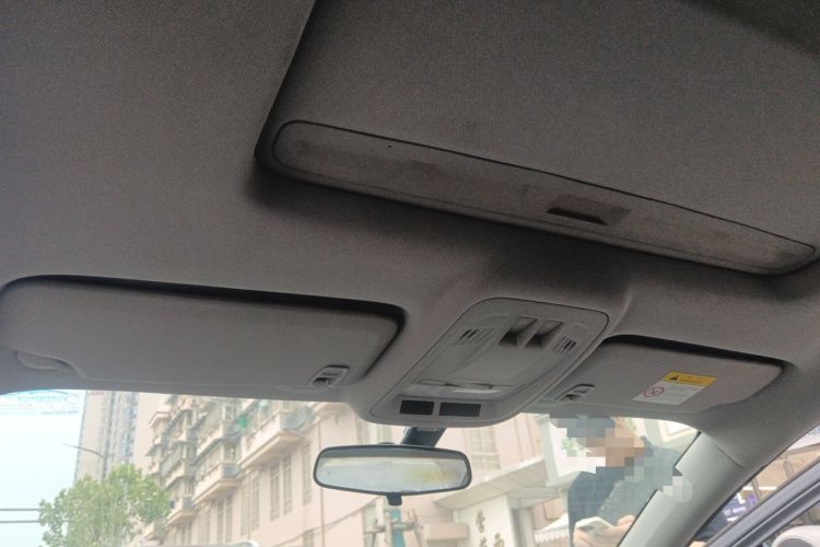 Used Chevrolet Cruze 2018 320 Automatic Pioneer Sunroof Edition Headliner