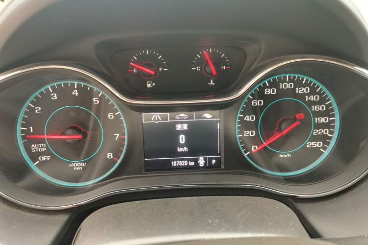Used Chevrolet Cruze 2018 Hatchback 320 Automatic Pioneer Sunroof Edition Instrument Cluster