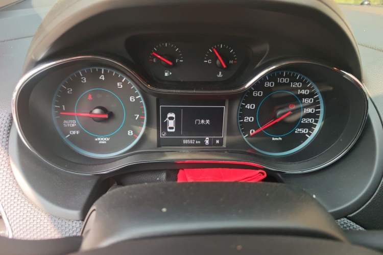 Used Chevrolet Cruze 2018 320 Automatic Pioneer Sunroof Edition Instrument Cluster