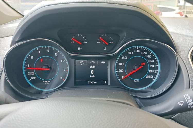 Used Chevrolet Cruze 2018 320 Automatic Pioneer Sunroof Edition Instrument Cluster