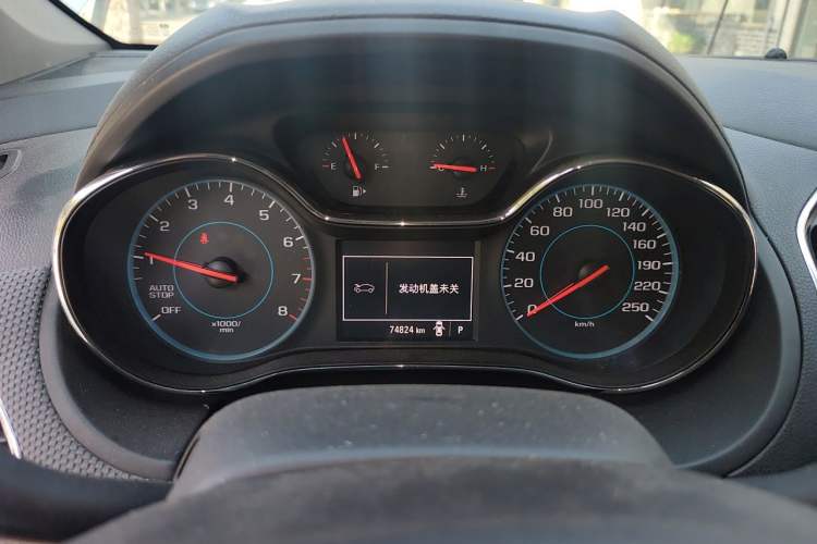 Used Chevrolet Cruze 2018 320 Automatic Pioneer Sunroof Edition Instrument Cluster