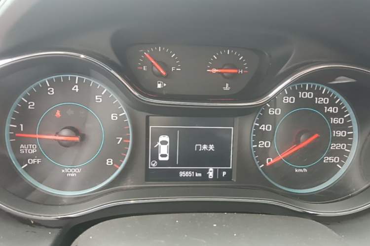 Used Chevrolet Cruze 2018 320 Automatic Pioneer Sunroof Edition Instrument Cluster