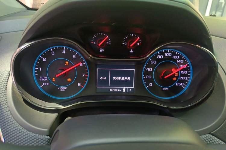 Used Chevrolet Cruze 2018 320 Automatic Pioneer Sunroof Edition Instrument Cluster