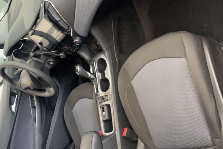 Used Chevrolet Cruze 2018 320 Automatic Pioneer Sunroof Edition Interior 1