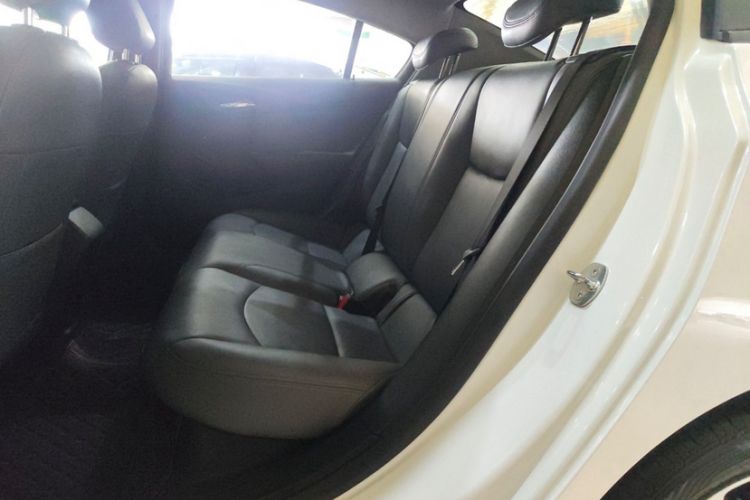 Used Chevrolet Cruze 2018 320 Automatic Pioneer Sunroof Edition Interior 1