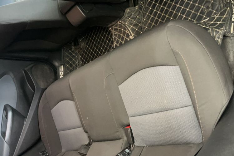 Used Chevrolet Cruze 2018 320 Automatic Pioneer Sunroof Edition Interior 2