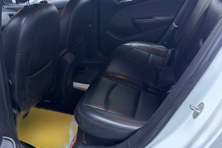 Used Chevrolet Cruze 2018 320 Automatic Pioneer Sunroof Edition Interior 2