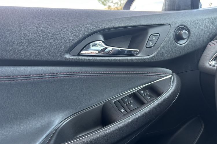 Used Chevrolet Cruze 2018 Redline 330T Dual-Clutch Flagship Edition Interior 3