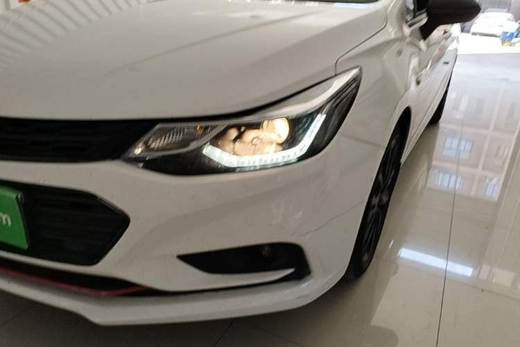 Used Chevrolet Cruze 2018 Redline 330T Dual-Clutch Flagship Edition Left Front Headlight