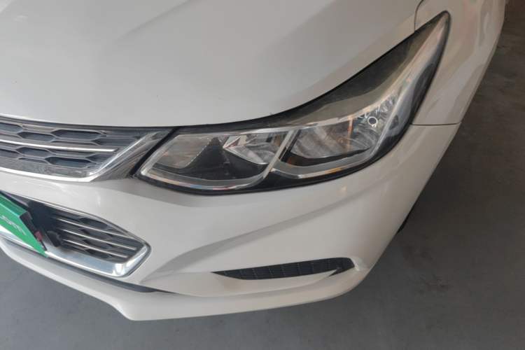 Used Chevrolet Cruze 2018 320 Automatic Pioneer Sunroof Edition Left Front Headlight