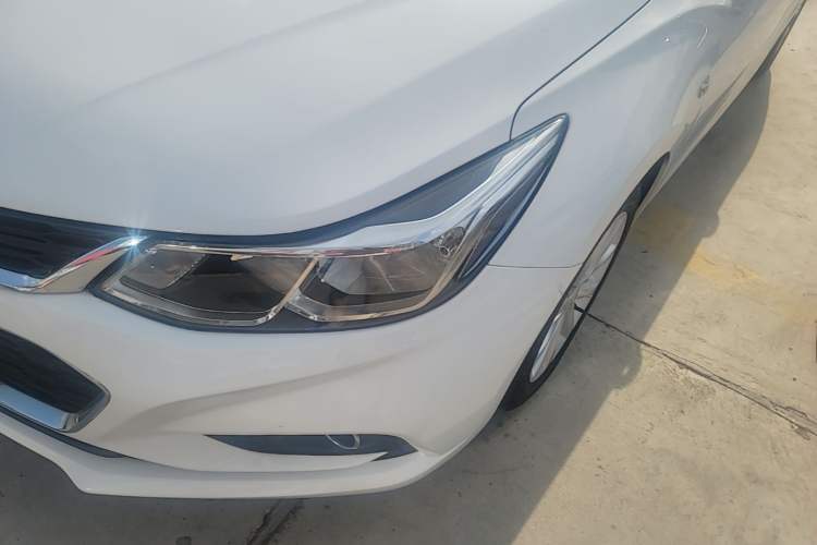 Used Chevrolet Cruze 2018 330T Dual-Clutch Xuanfeng Edition Left Front Headlight