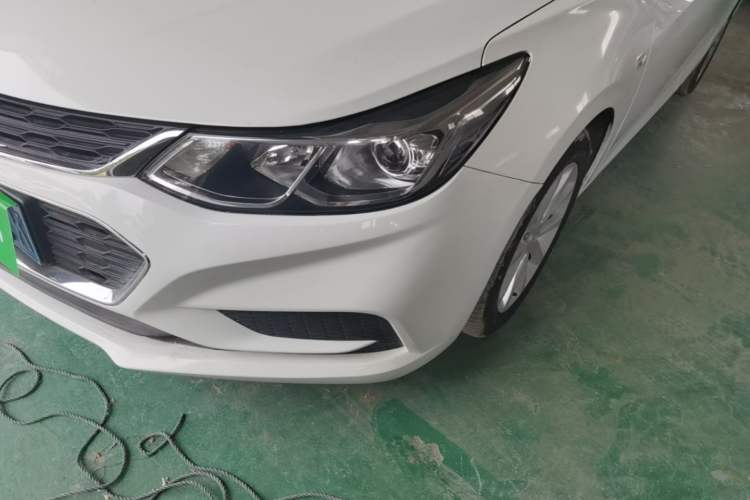 Used Chevrolet Cruze 2018 320 Automatic Pioneer Sunroof Edition Left Front Headlight