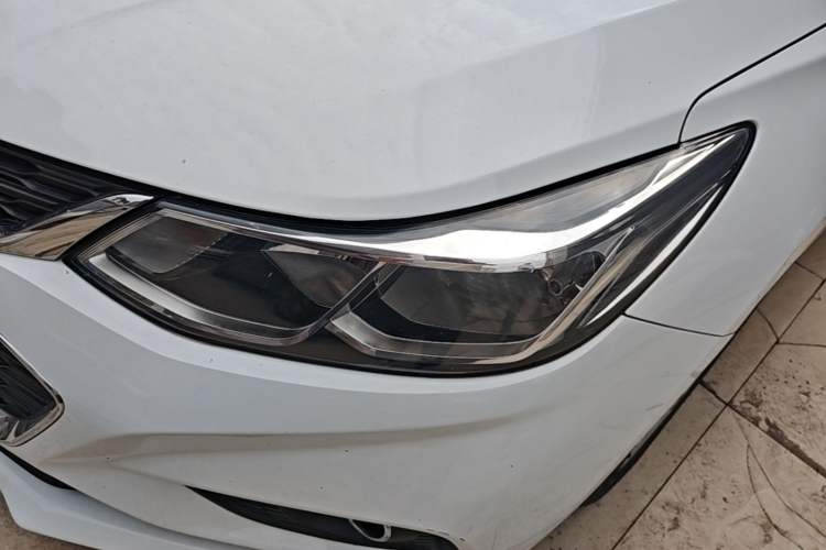 Used Chevrolet Cruze 2018 Hatchback 320 Automatic Xuanfeng Edition Left Front Headlight