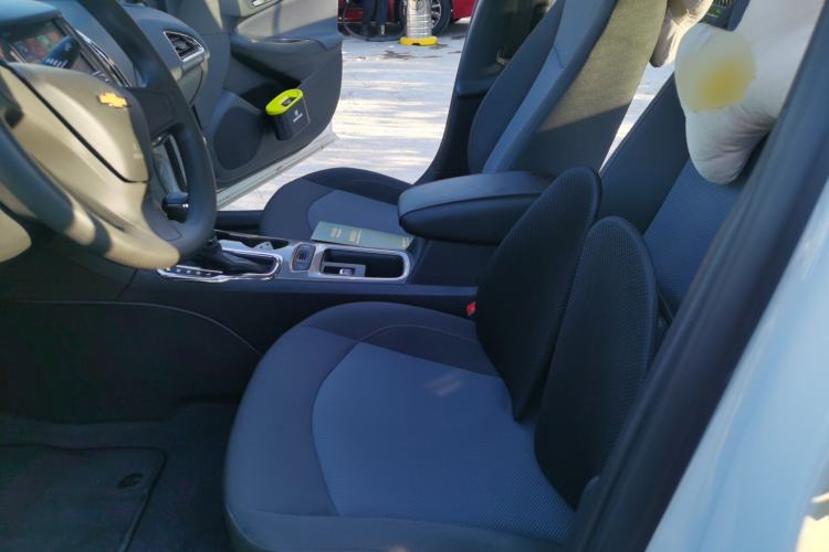 Used Chevrolet Cruze 2018 320 Automatic Pioneer Sunroof Edition Left Front Seat