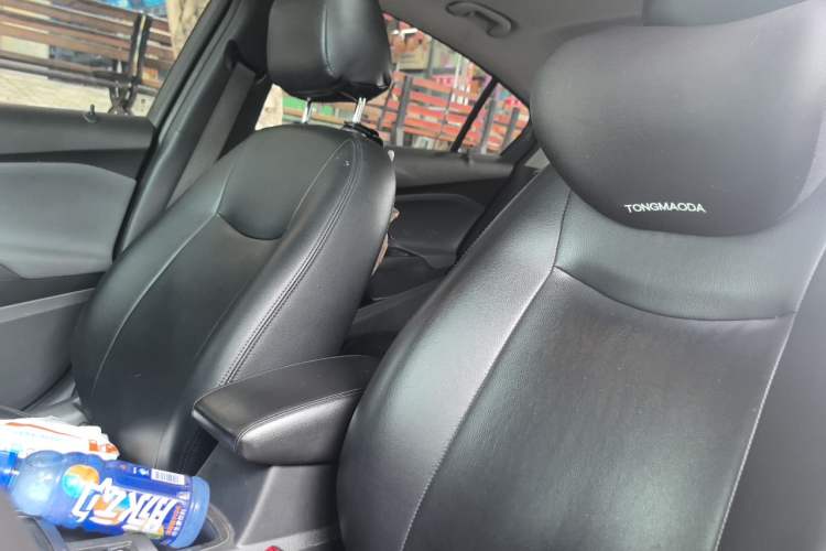 Used Chevrolet Cruze 2018 Redline 320 Automatic Pioneer Edition Left Front Seat