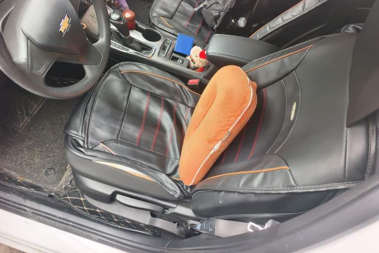 Used Chevrolet Cruze 2018 320 Automatic Pioneer Sunroof Edition Left Front Seat