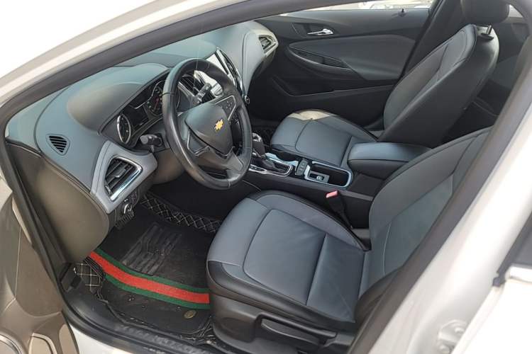 Used Chevrolet Cruze 2018 330T Dual-Clutch Xuanfeng Edition Left Front Seat