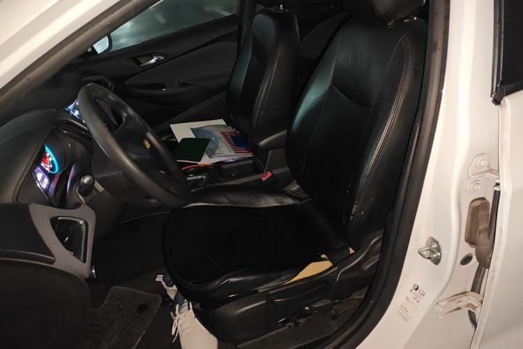 Used Chevrolet Cruze 2018 320 Automatic Pioneer Sunroof Edition Left Front Seat