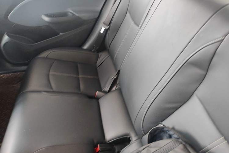 Used Chevrolet Cruze 2018 320 Automatic Pioneer Sunroof Edition Left Rear Seat