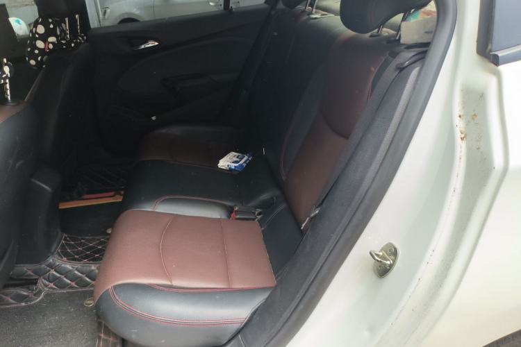 Used Chevrolet Cruze 2018 Hatchback 320 Automatic Pioneer Sunroof Edition Left Rear Seat