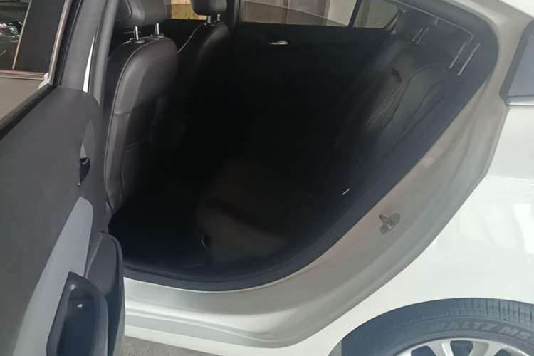Used Chevrolet Cruze 2018 320 Automatic Xuanfeng Urban Edition Left Rear Seat
