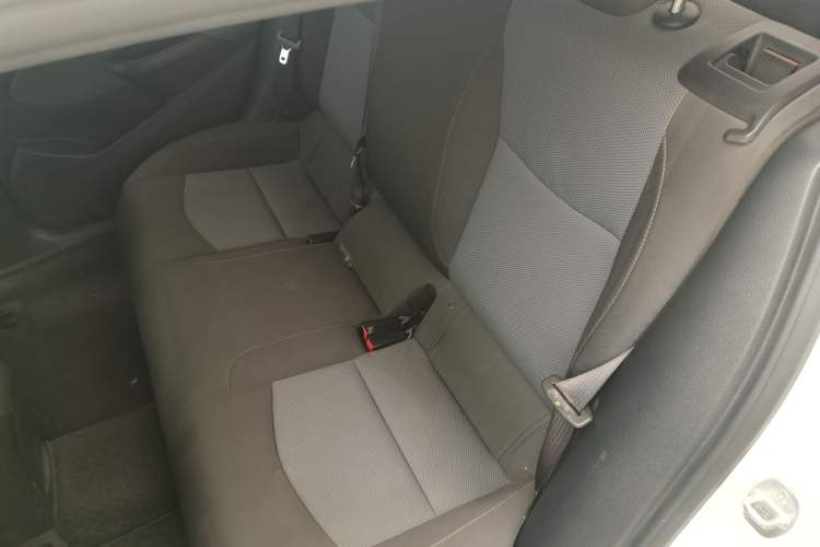 Used Chevrolet Cruze 2018 Hatchback 320 Automatic Pioneer Sunroof Edition Left Rear Seat