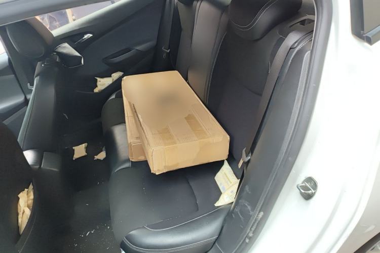 Used Chevrolet Cruze 2018 Hatchback 320 Automatic Pioneer Sunroof Edition Left Rear Seat